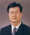 정경일